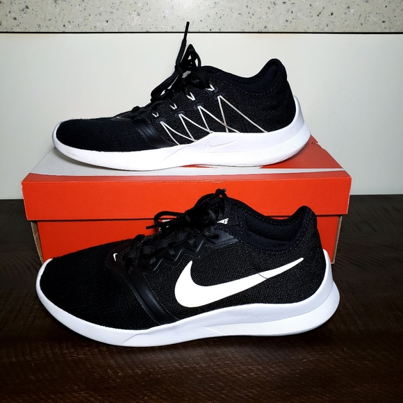 nike viale tech racer